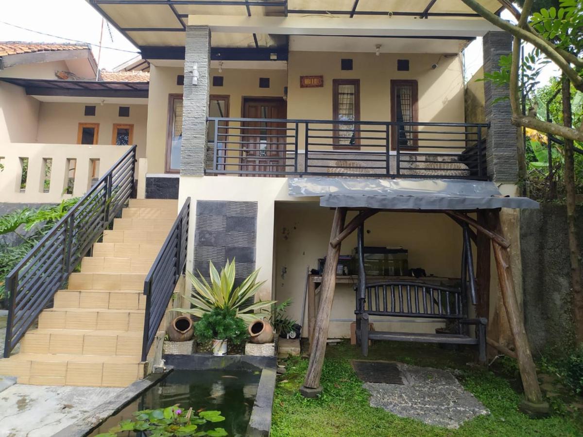 Villa Beverly Lembang Buitenkant foto